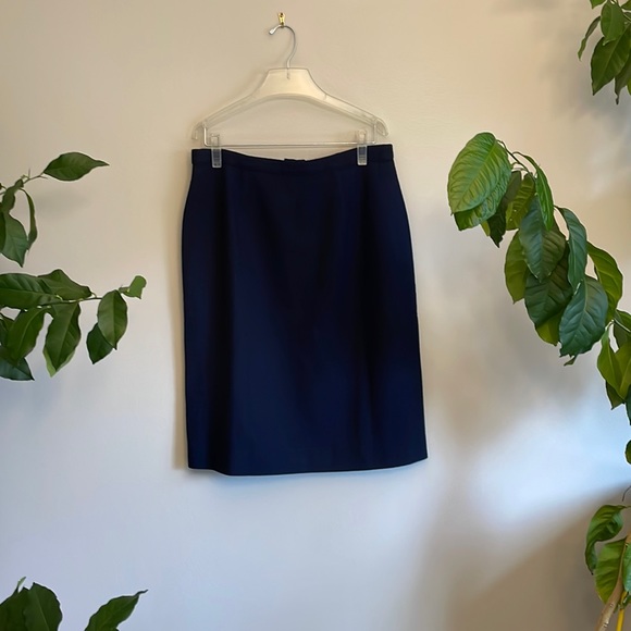 Dark Blue 100% Fine Merino Wool Skirt Made in USA. - Picture 2 of 11